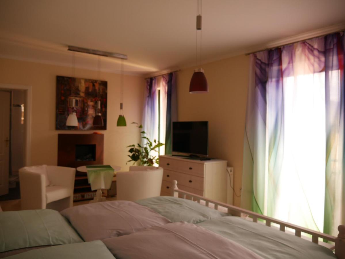 Ferienzimmer Weltenbummler,Rheinsberg Luaran gambar